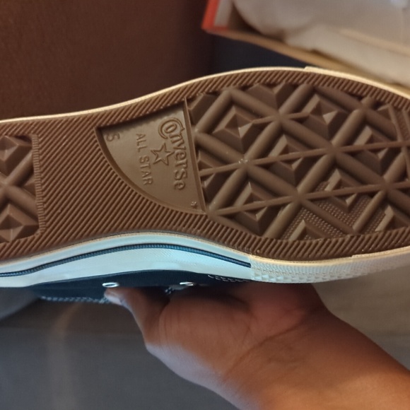 Chuck 70 Hi - Picture 3 of 8